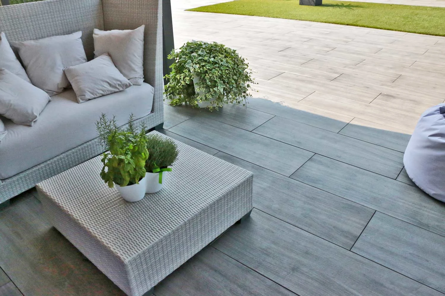 jak czyścić taras.webp